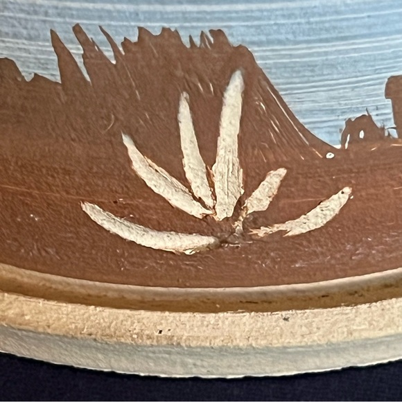 Gordon SW Pottery Planter - Picture 7 of 13